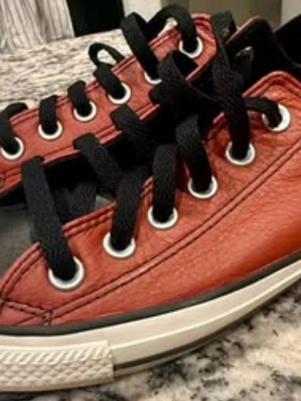 Like *NEW* Custom created young men’s 5 1/2 Converse leather low top maroon/blk